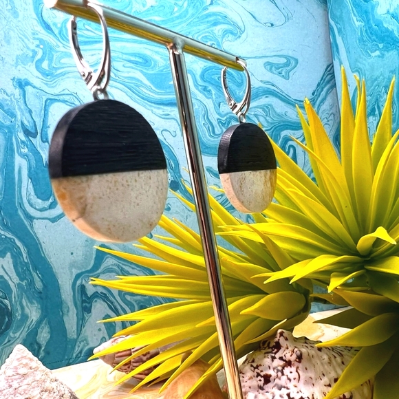 Baltic amber earrings - Picture 3 of 4